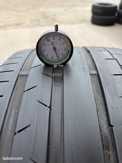 Pneus continental 275/30/R20