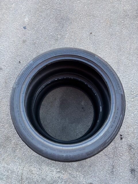 Continental 295/35/R21 – Image 3