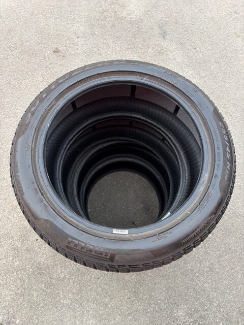 Pirelli 255/45/R19 – Image 3