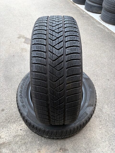 Pirelli 235/55/R19
