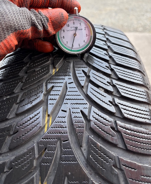 NOKIAN 215/60/R16 – Image 2