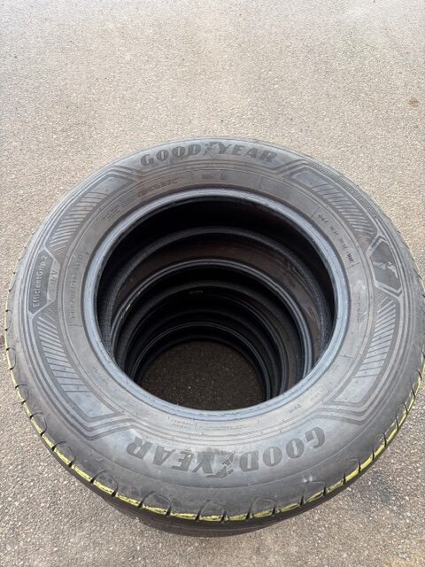 Goodyear 255/65/R17 – Image 3