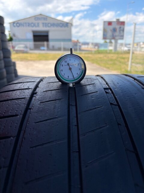 Michelin 305/30/R21 – Image 3