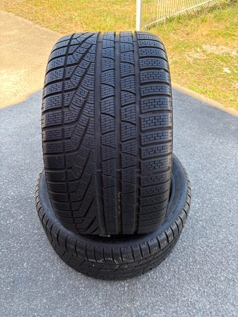 Pirelli 295/30/R20