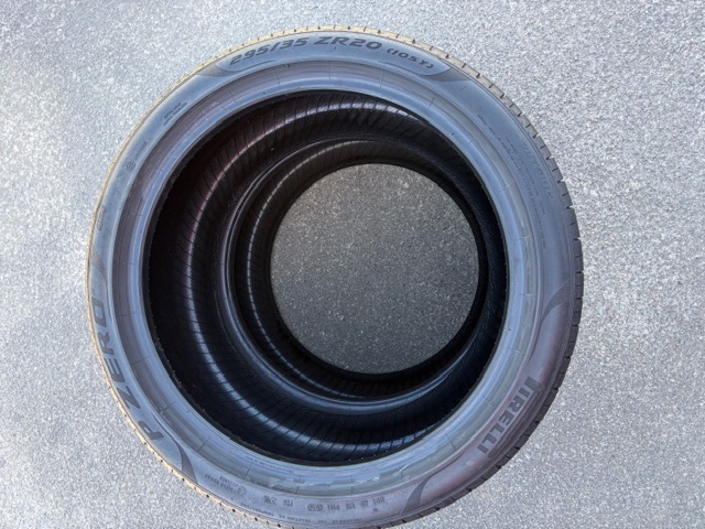 Pirelli 295/35/R20 – Image 3