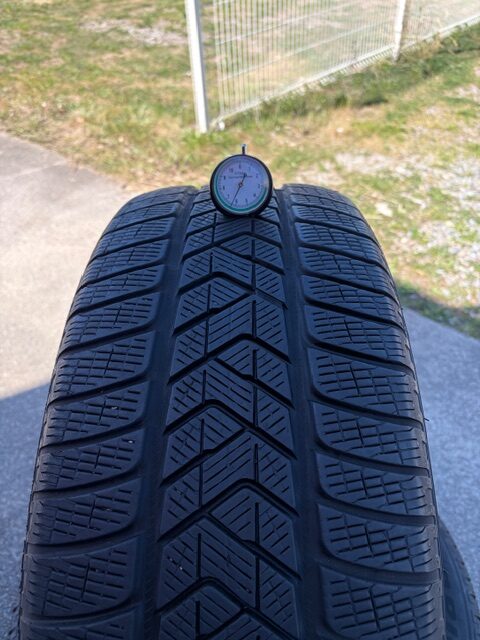 Pirelli 255/55/R20 – Image 2