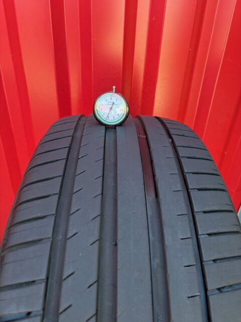 Michelin 255/45/R21 – Image 2