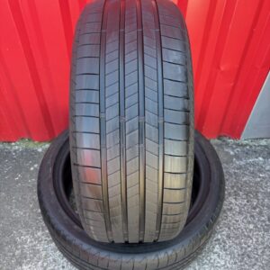 Bridgestone 255/40/R21