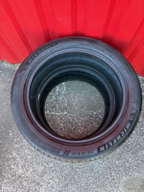 Michelin 255/45/R20 – Image 3