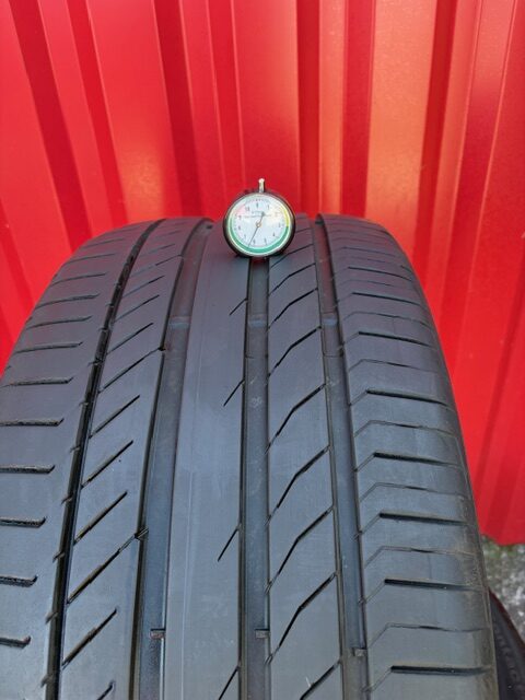 Continental 295/40/R22 – Image 2