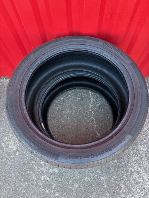 Continental 295/40/R22 – Image 3