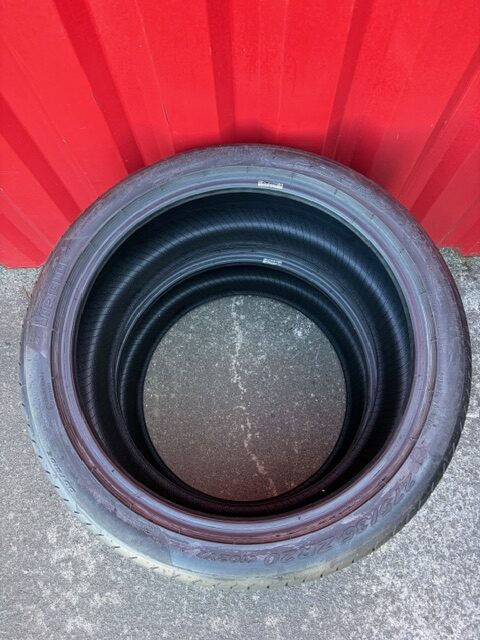 Pirelli 275/35/R20 – Image 3