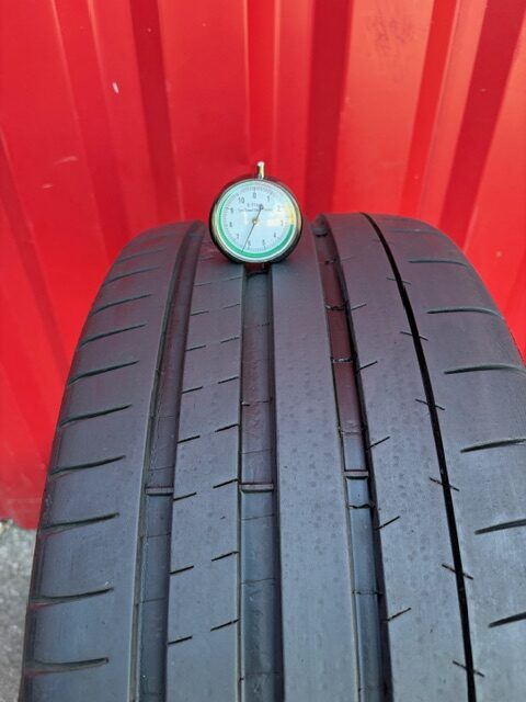 Michelin 245/30/R20 – Image 2