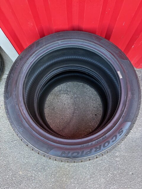 Pirelli 295/40/R20 – Image 3