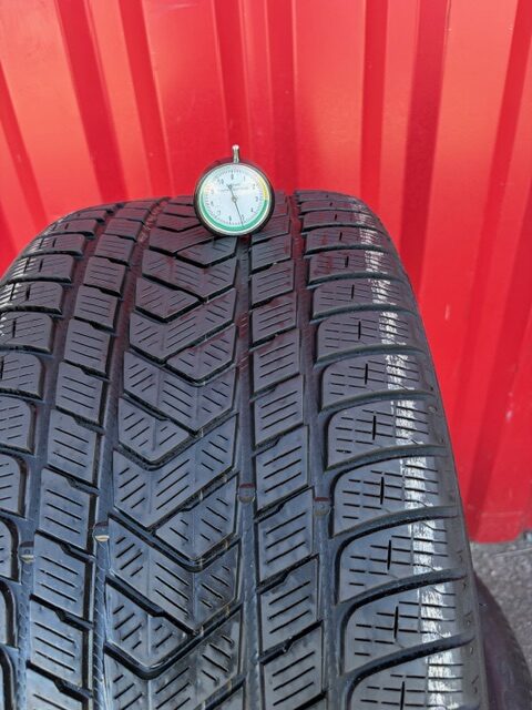 Pirelli 295/40/R20 – Image 2