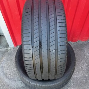 Michelin 295/45/R20