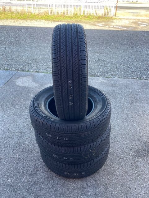 Michelin 255/70/R18