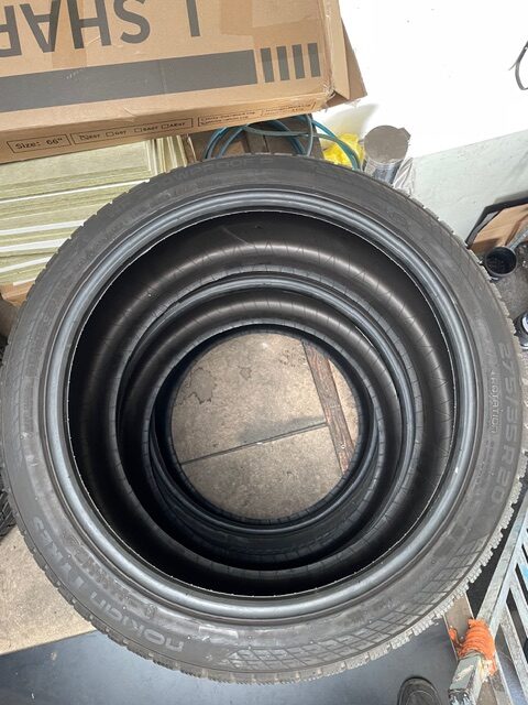 Nokian 275/35/R20 – Image 3