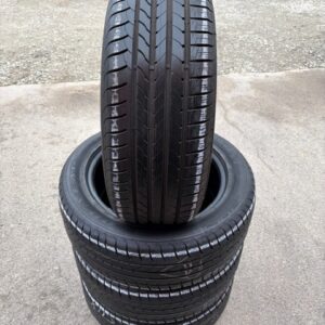 Goodyear 235/55/R18