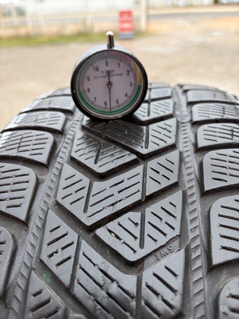 Pirelli 235/55/R18 – Image 3