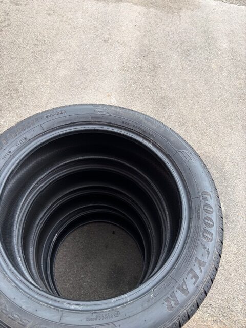 Goodyear 225/55/R19 – Image 4