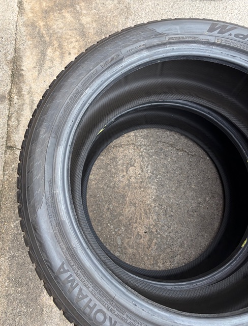 Yokohama 275/40/R19 – Image 4