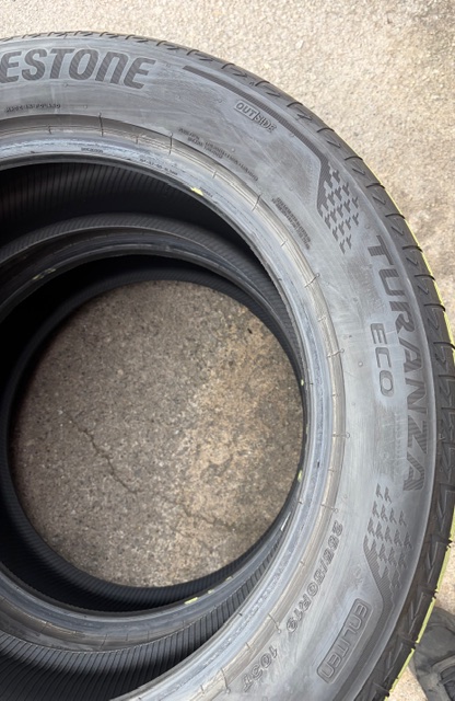 Bridgestone 255/50/R19 – Image 3
