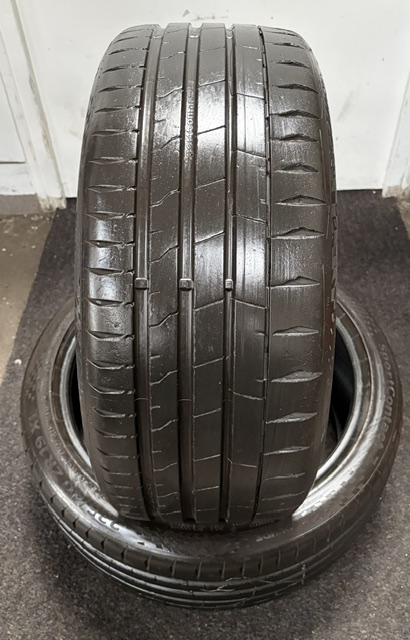 Continental 235/40/R19