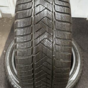 Pirelli 235/40/R19