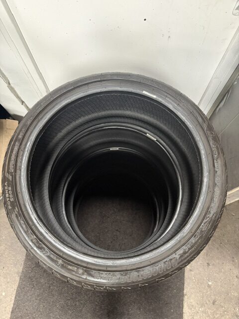 Bridgestone 235/35/R19 – Image 3